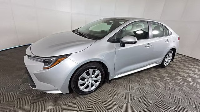 2025 Classic Silver Metallic Toyota Corolla LE FWD Sedan
