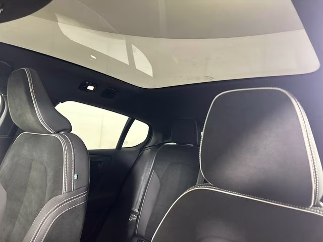 2023 Thunder Gray Metallic Volvo C40 Recharge Pure Electric Twin Plus AWD SUV