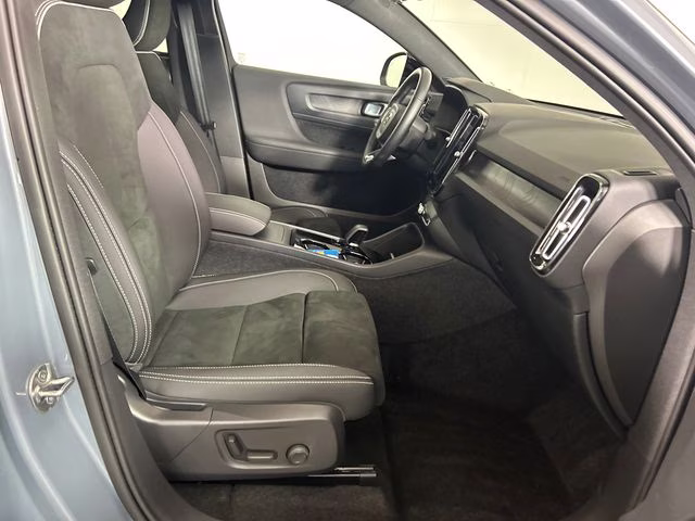 2023 Thunder Gray Metallic Volvo C40 Recharge Pure Electric Twin Plus AWD SUV