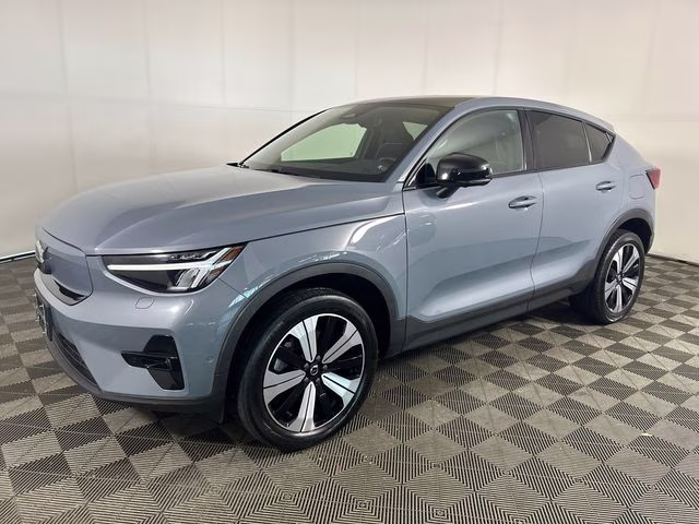 2023 Thunder Gray Metallic Volvo C40 Recharge Pure Electric Twin Plus AWD SUV