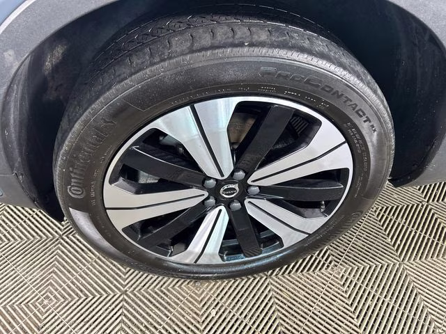 2023 Thunder Gray Metallic Volvo C40 Recharge Pure Electric Twin Plus AWD SUV