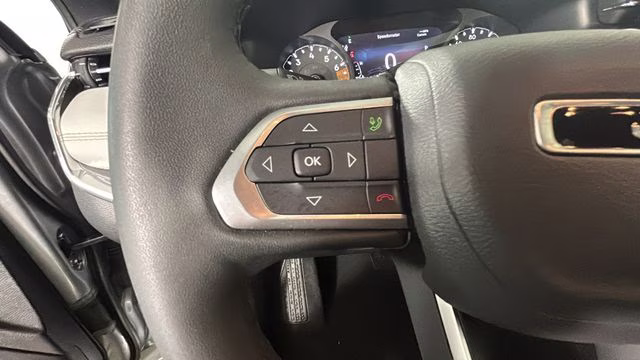 2024 Diamond Black Crystal Pearlcoat Jeep Compass Limited 4X4 SUV