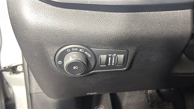 2024 Diamond Black Crystal Pearlcoat Jeep Compass Limited 4X4 SUV