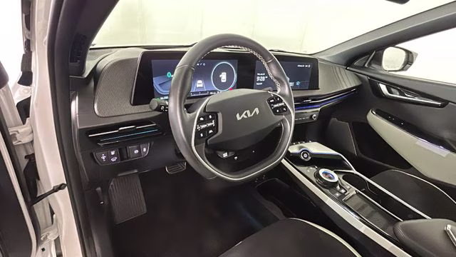 2024 Snow White Pearl Kia EV6 GT-Line AWD SUV