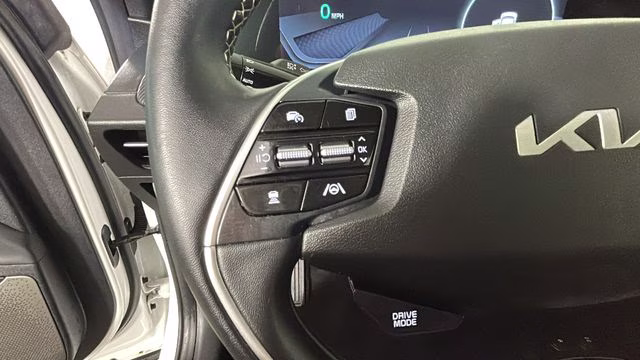 2024 Snow White Pearl Kia EV6 GT-Line AWD SUV