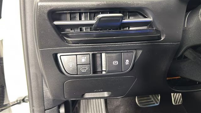 2024 Snow White Pearl Kia EV6 GT-Line AWD SUV