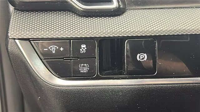 2023 Gravity Gray Kia Sportage Hybrid LX AWD SUV