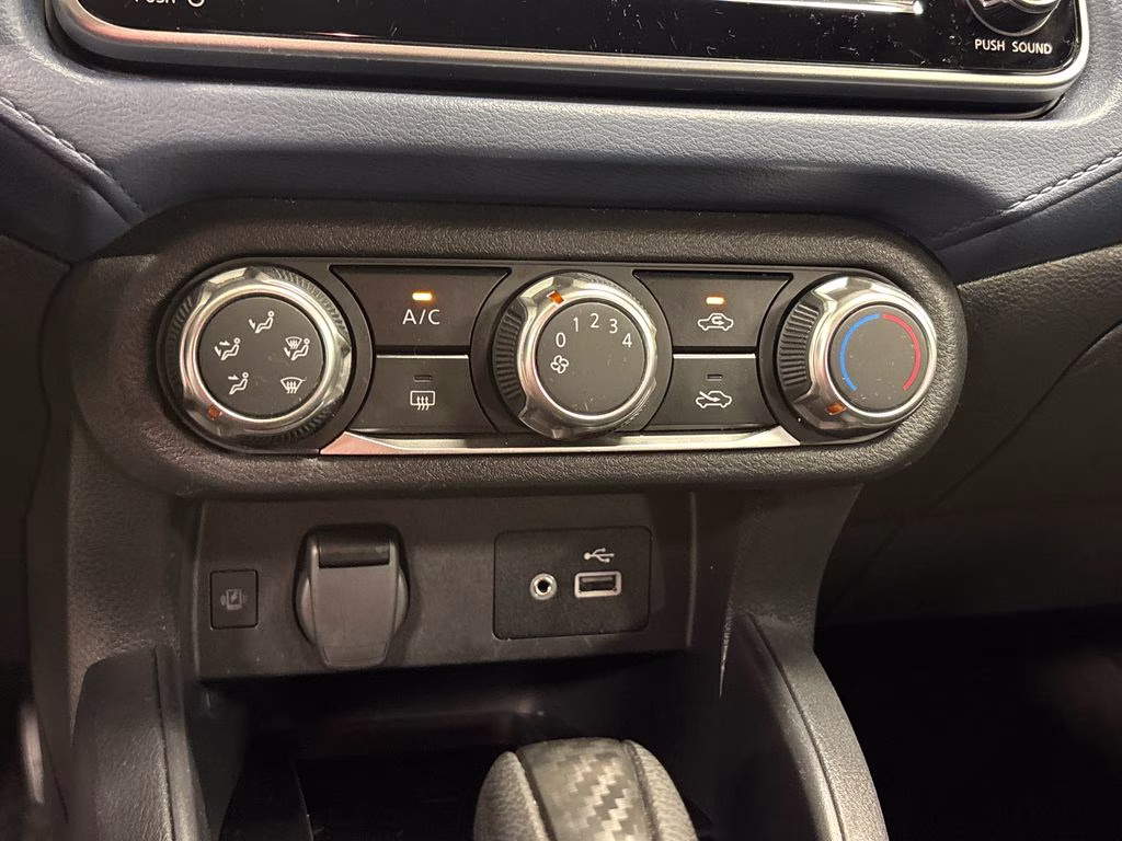 2025 Brilliant Silver Metallic Nissan Versa 1.6 SV FWD Sedan
