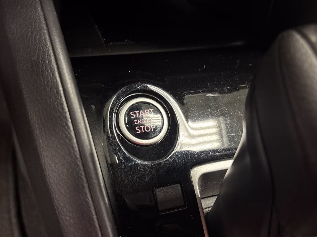 2025 Brilliant Silver Metallic Nissan Versa 1.6 SV FWD Sedan