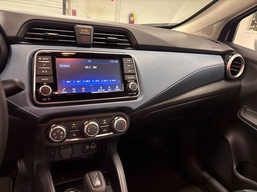 2025 Brilliant Silver Metallic Nissan Versa 1.6 SV FWD Sedan