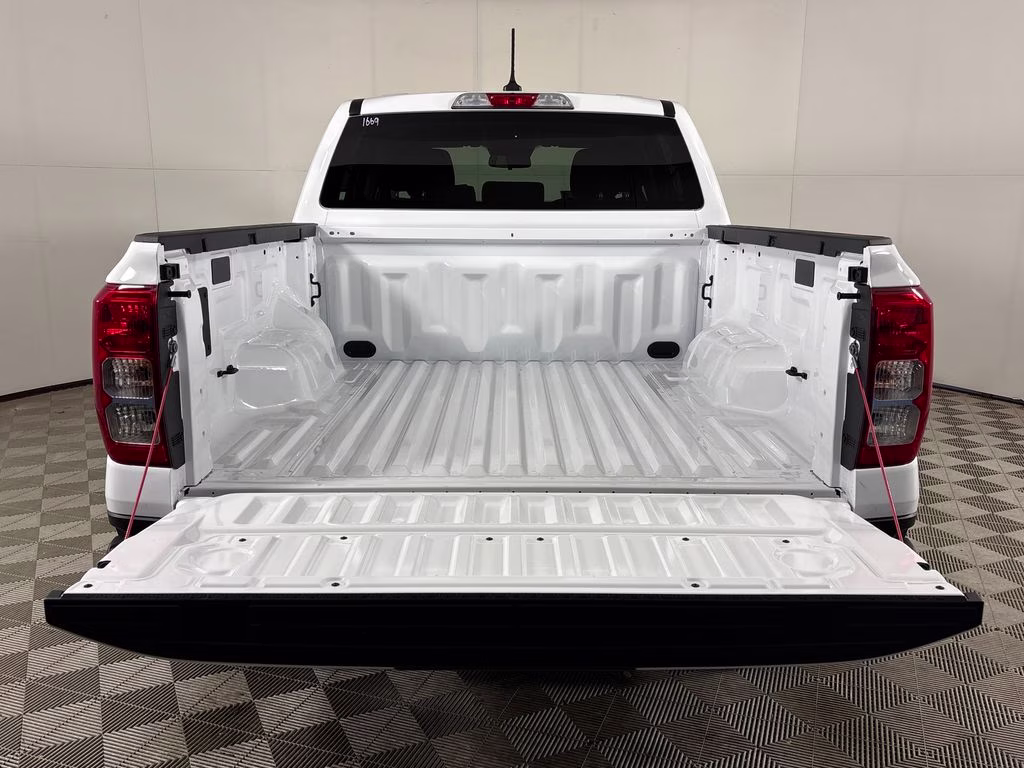 2026 Oxford White Ford Ranger XL RWD Truck