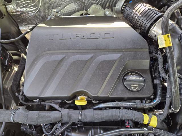 2026 Sterling Gray Metallic Chevrolet Trax ACTIV FWD SUV