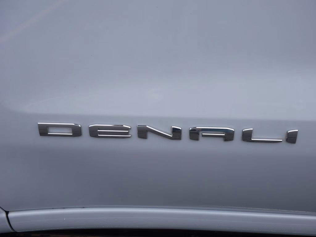 2026 Glacier White Tricoat GMC Sierra 1500 Denali Ultimate 4X4 Truck