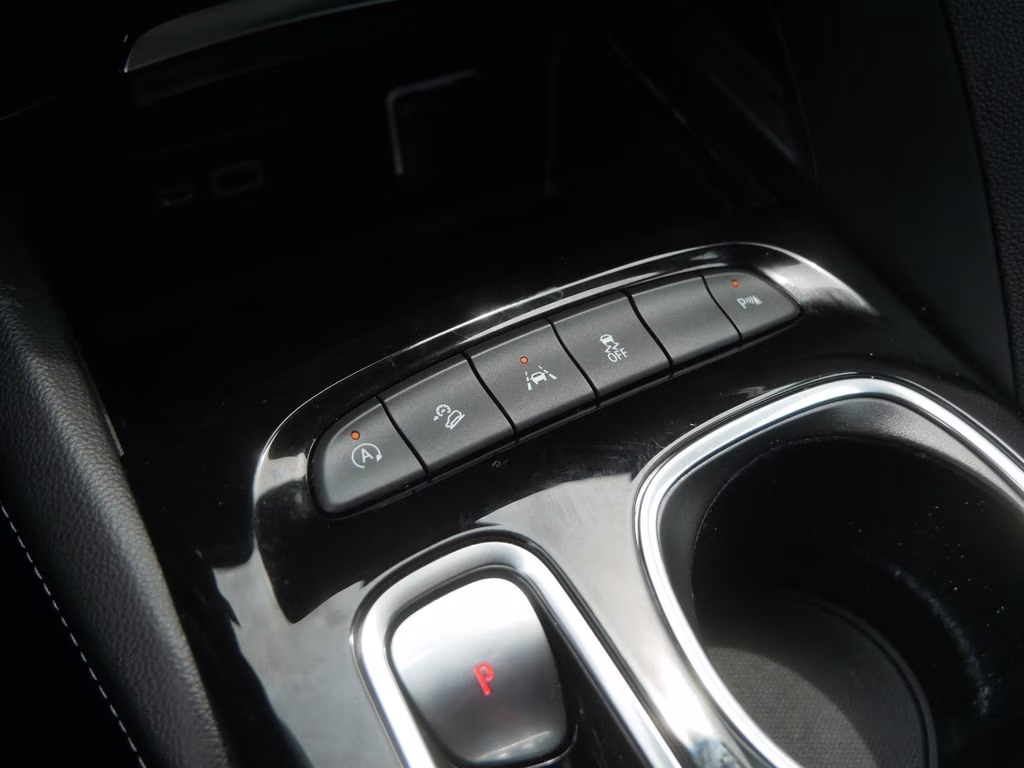 2023 Summit White Buick Envision Preferred AWD SUV