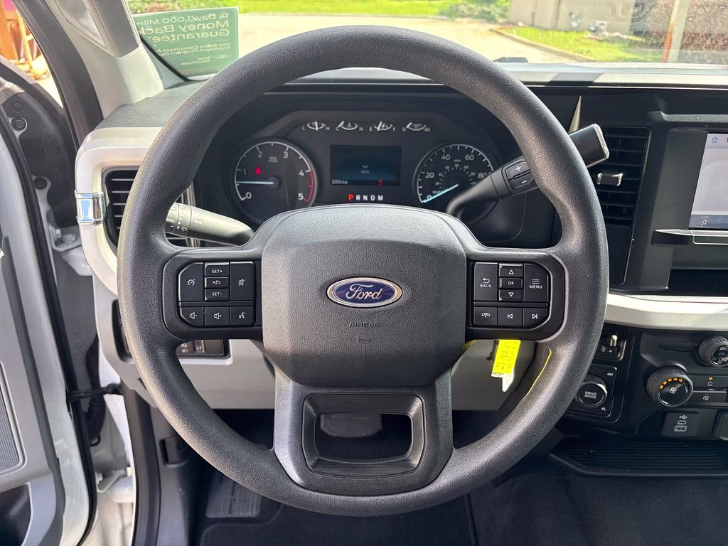 2025 Oxford White Ford Super Duty F-250 SRW XLT 4X4 Truck