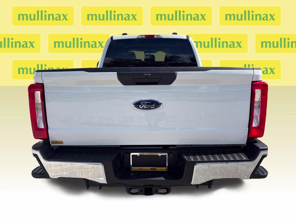 2025 Oxford White Ford Super Duty F-250 SRW XLT 4X4 Truck