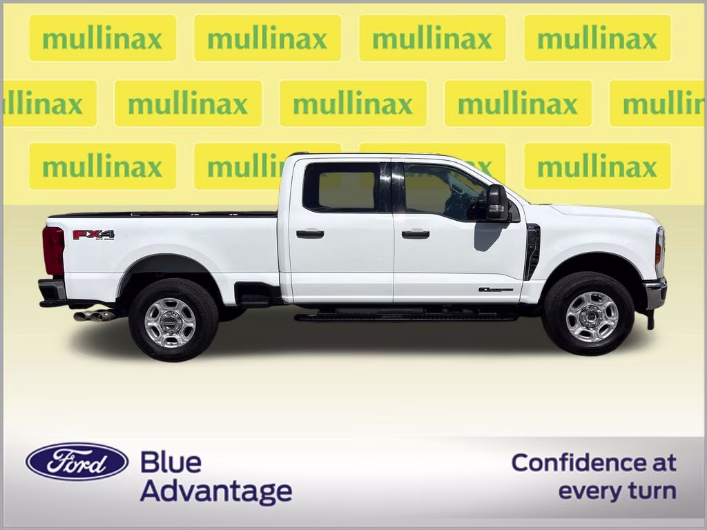 2025 Oxford White Ford Super Duty F-250 SRW XLT 4X4 Truck