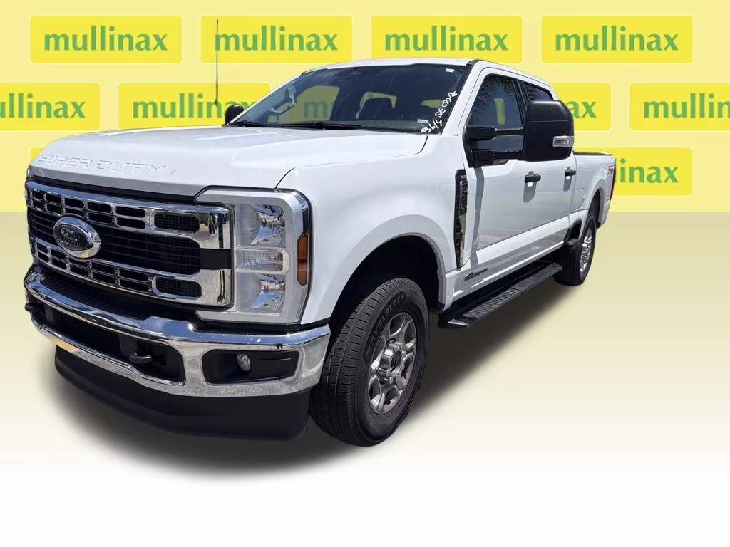 2025 Oxford White Ford Super Duty F-250 SRW XLT 4X4 Truck