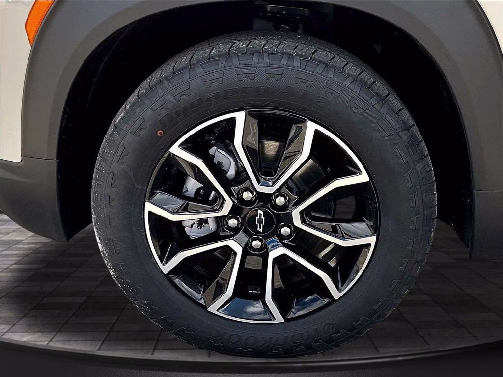 2026 White Sands Chevrolet Trailblazer ACTIV AWD SUV