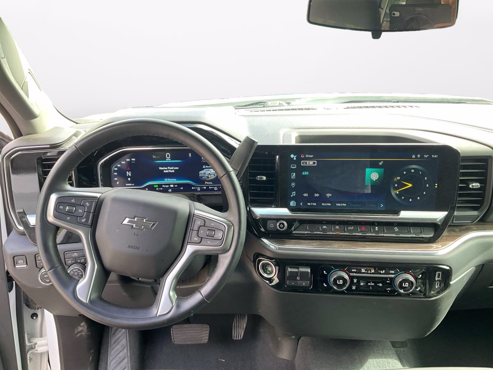 2023 Summit White Chevrolet Silverado 1500 RST 4X4 Truck