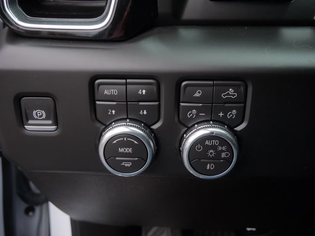 2026 Glacier White Tricoat GMC Sierra 1500 Denali Ultimate 4X4 Truck
