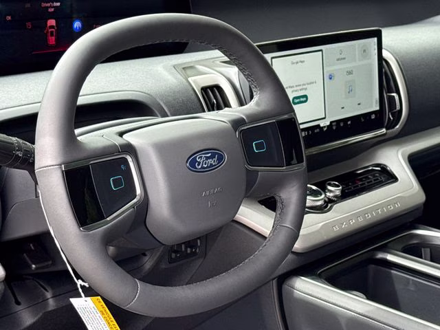 2026 White Metallic Ford Expedition Active RWD SUV