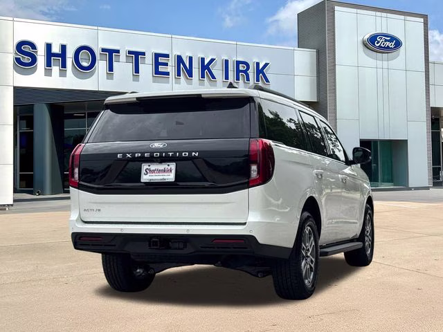 2026 White Metallic Ford Expedition Active RWD SUV
