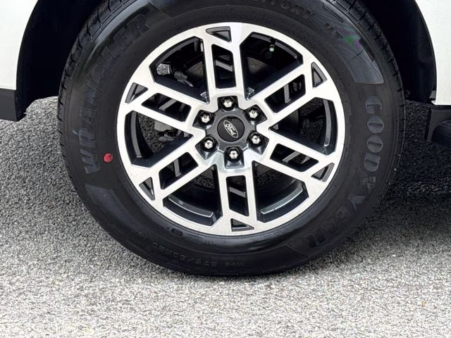 2026 White Metallic Ford Expedition Active RWD SUV