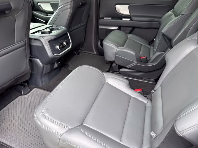 2026 Gray Metallic Ford Expedition Active RWD SUV