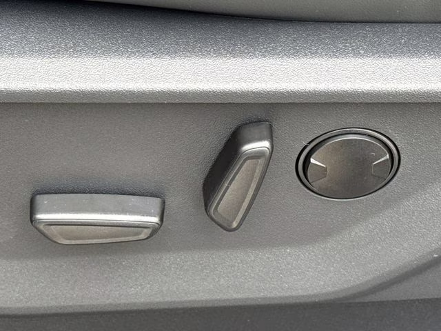 2026 Gray Metallic Ford Expedition Active RWD SUV