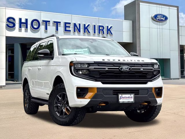 2026 White Metallic Ford Expedition Tremor 4X4 SUV
