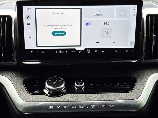 2026 White Metallic Ford Expedition Tremor 4X4 SUV