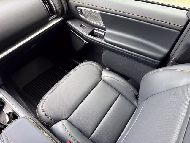 2026 White Metallic Ford Expedition Tremor 4X4 SUV