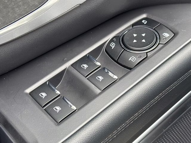 2026 White Metallic Ford Expedition Tremor 4X4 SUV