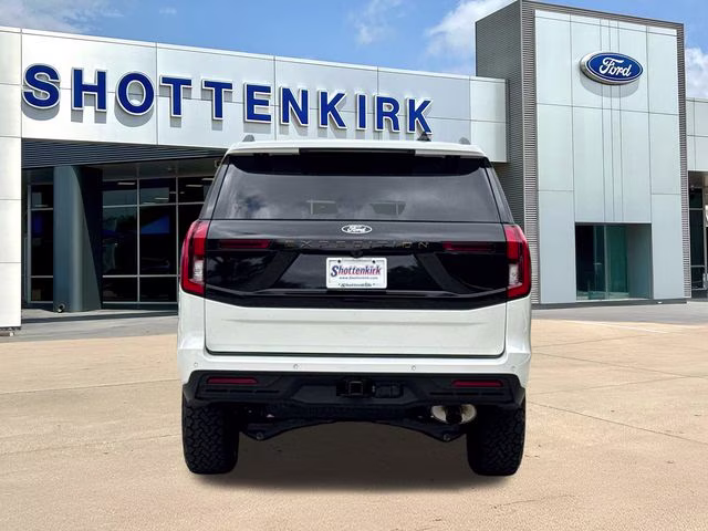2026 White Metallic Ford Expedition Tremor 4X4 SUV