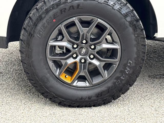 2026 White Metallic Ford Expedition Tremor 4X4 SUV