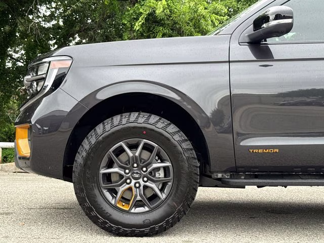 2026 Gray Metallic Ford Expedition Tremor 4X4 SUV