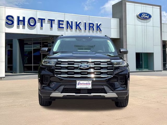 2026 Black Metallic Ford Explorer Active 4X4 SUV