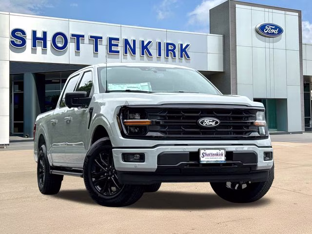 2026 Avalanche Ford F-150 XLT RWD Truck