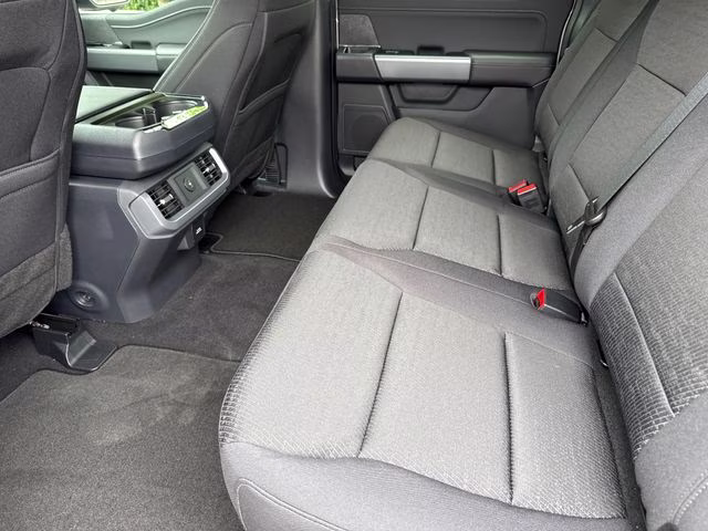 2026 Avalanche Ford F-150 XLT RWD Truck