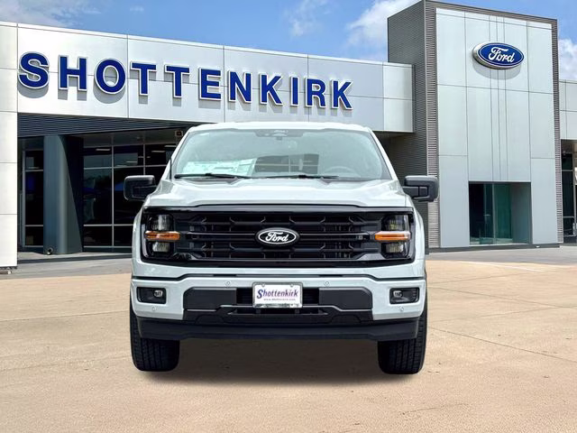 2026 Avalanche Ford F-150 XLT RWD Truck