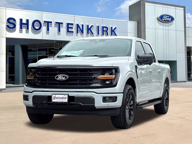 2026 Avalanche Ford F-150 XLT RWD Truck
