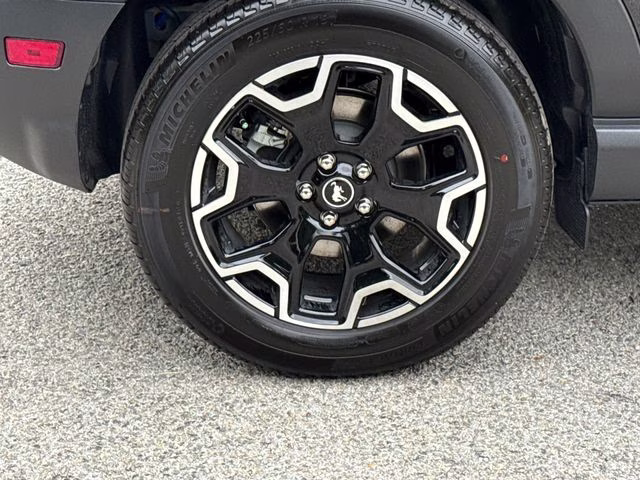 2026 Shadow Black Ford Bronco Sport Outer Banks 4X4 SUV