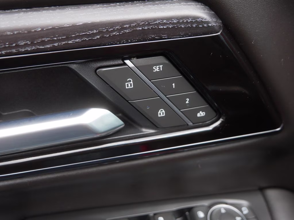 2025 Volcanic Red Tintcoat GMC Yukon XL AT4 Ultimate 4X4 SUV