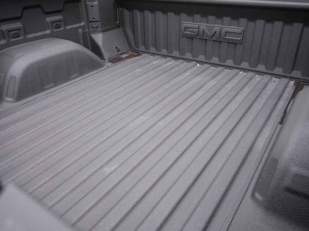 2026 Glacier White Tricoat GMC Sierra 1500 Denali Ultimate 4X4 Truck