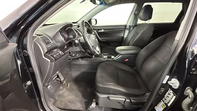 2014 Ebony Black Kia Sorento LX FWD SUV