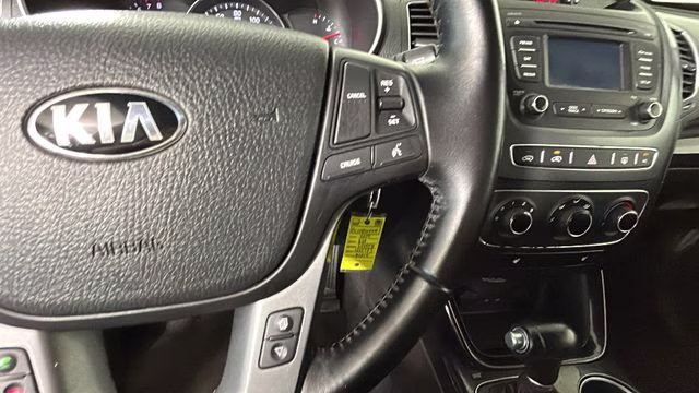 2014 Ebony Black Kia Sorento LX FWD SUV