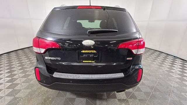 2014 Ebony Black Kia Sorento LX FWD SUV