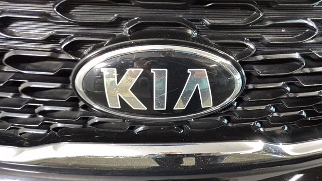 2014 Ebony Black Kia Sorento LX FWD SUV