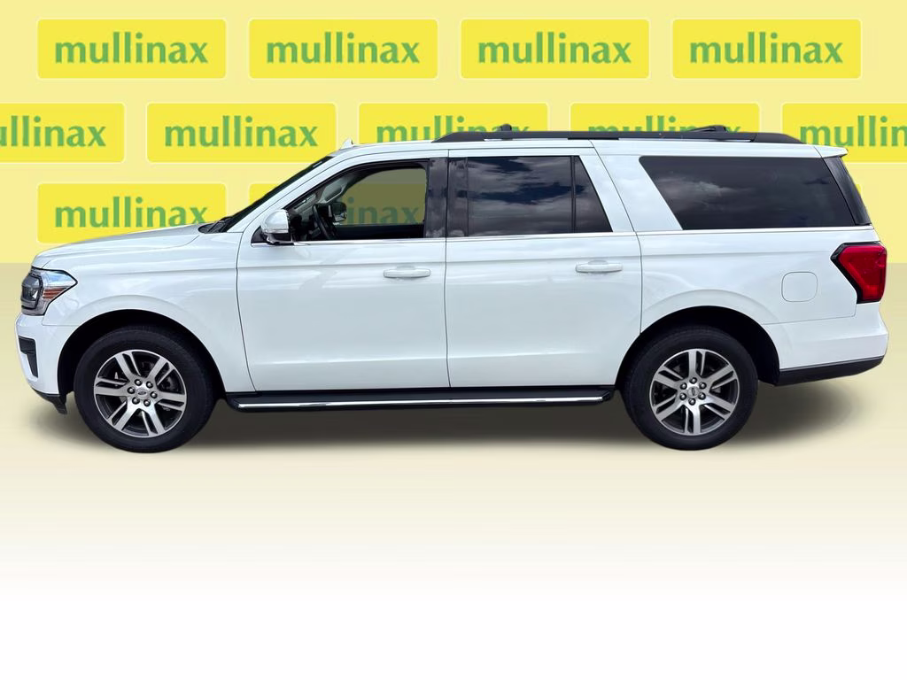 2022 White Metallic Ford Expedition Max XLT RWD SUV